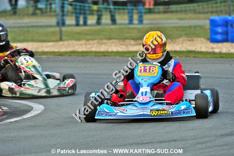 31102010-merignac-Lascombes (1140).JPG